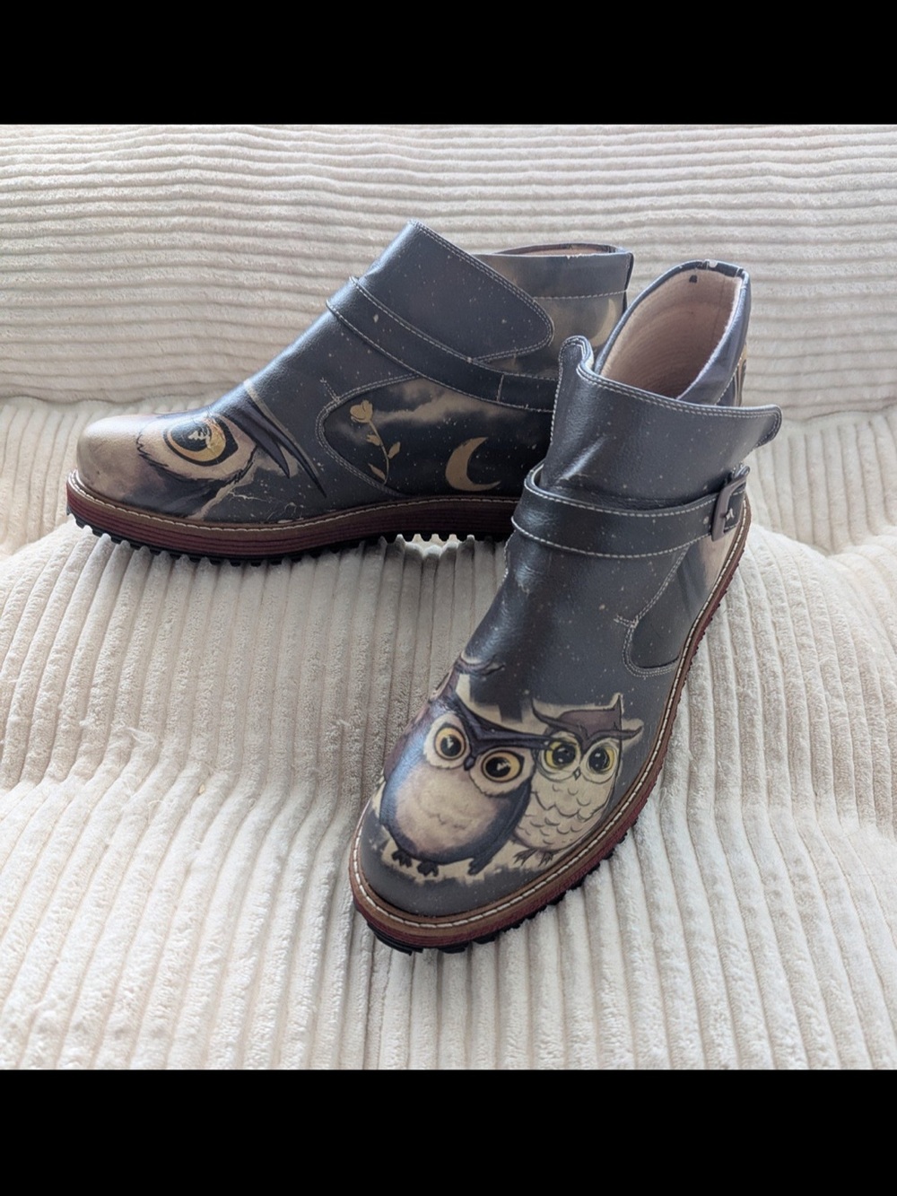 Dogo Vegan Leather Ladies Short Boots Sz 8/UK39